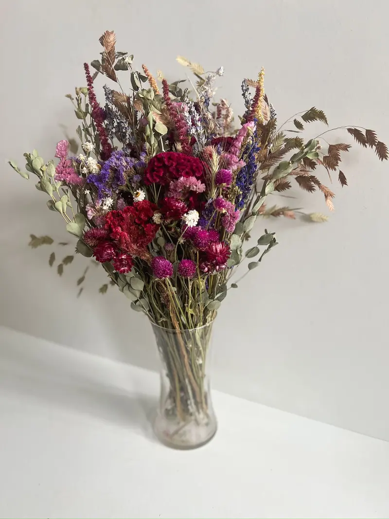 Curated Dried Flower Bouquet – Berry-Hued Mix 1