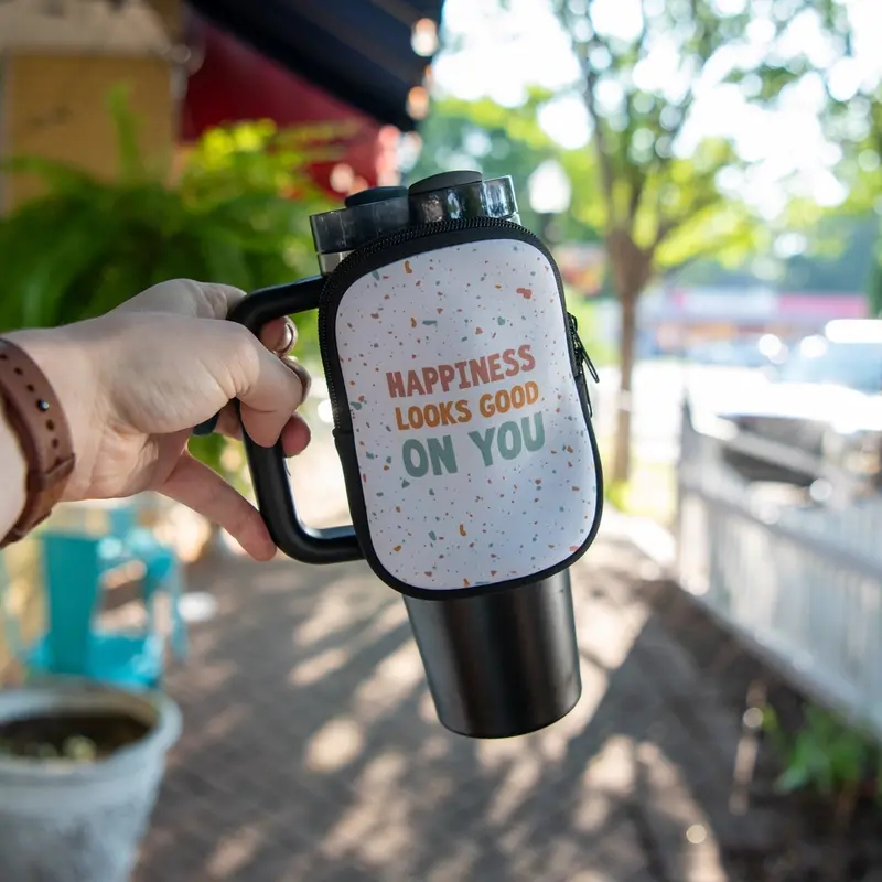'Happiness Looks Good On You' Insulated Tumbler Pouch 1