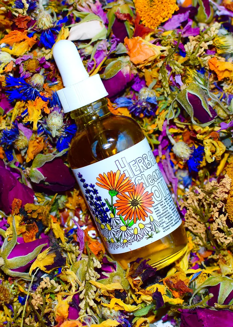 Herbal Cleansing Oil – Gentle Face & Body Oil Cleanser 1