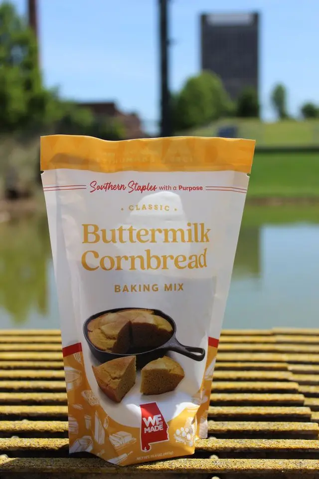 Homestyle Buttermilk Cornbread Mix – Easy-To-Prepare Dry Blend 1