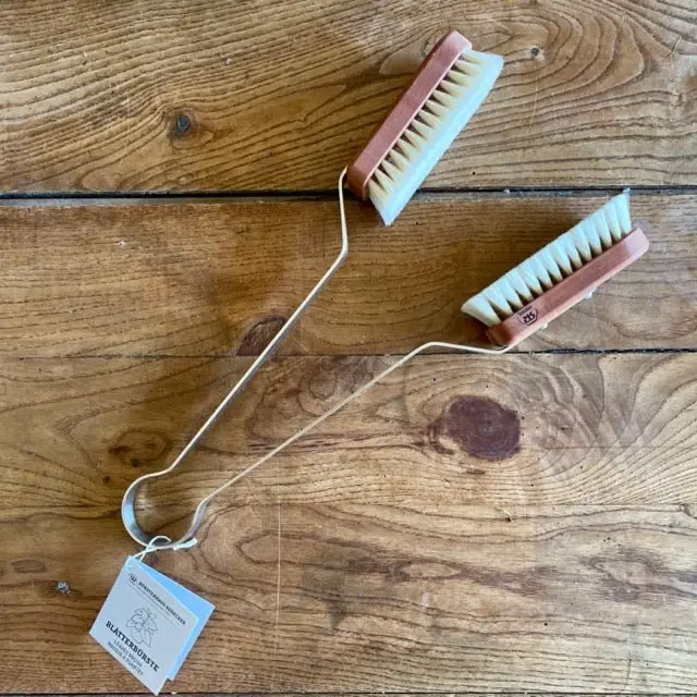 Indoor Plant Cleaning Brush – Soft-Bristle Dusting Tool For Houseplant Care 1