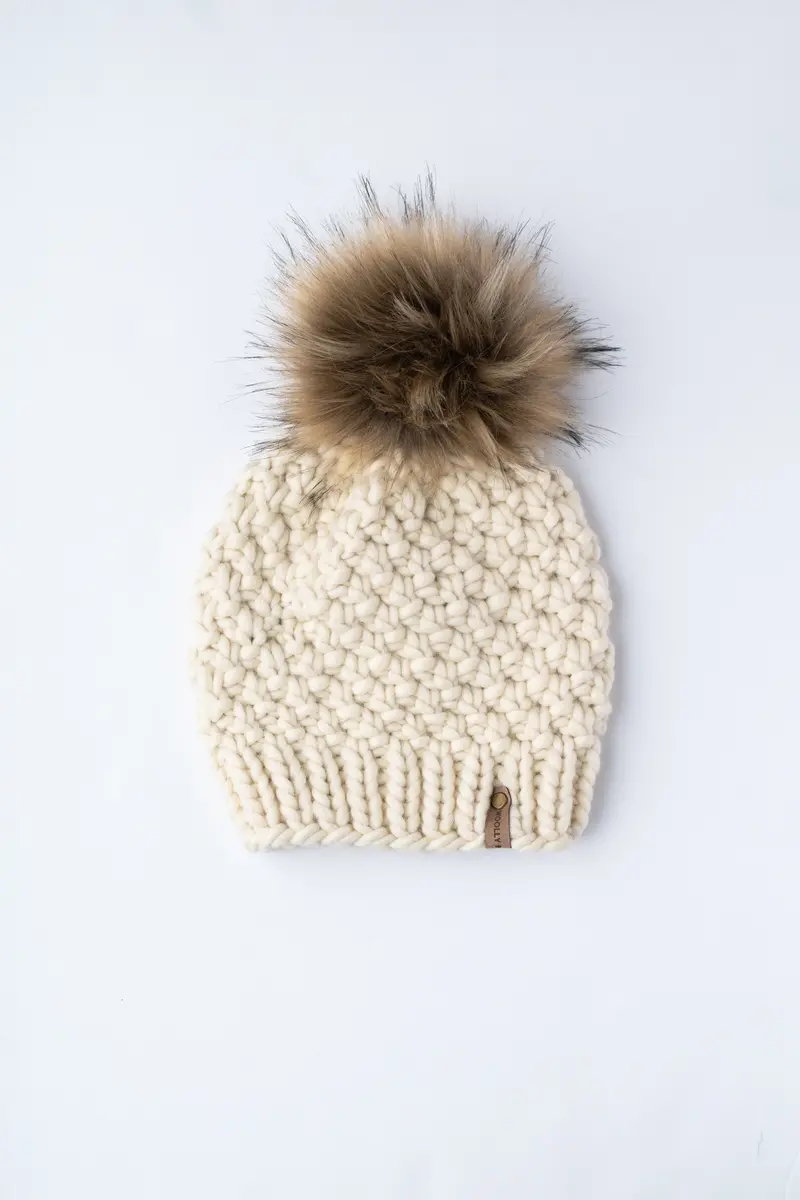 Ivory Peruvian Wool Knit Beanie With Faux Fur Pom-Pom 1