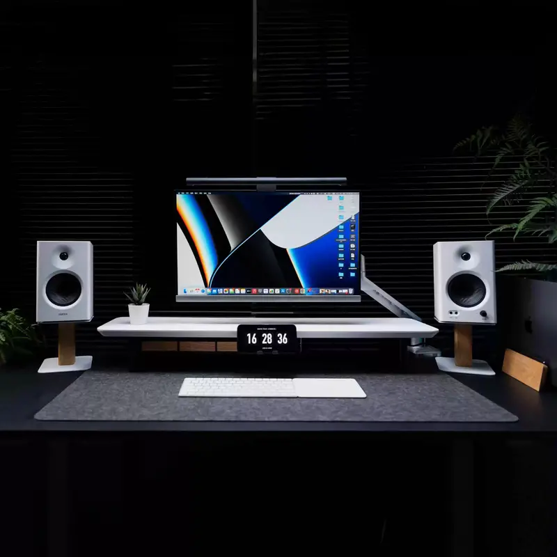 Modular Monitor Mount With Adjustable Height & Tilt 1