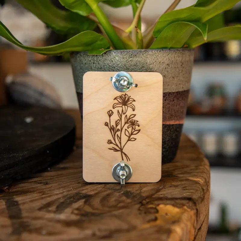 Portable Flower Press Kit – Preserve Blooms In Minutes 1