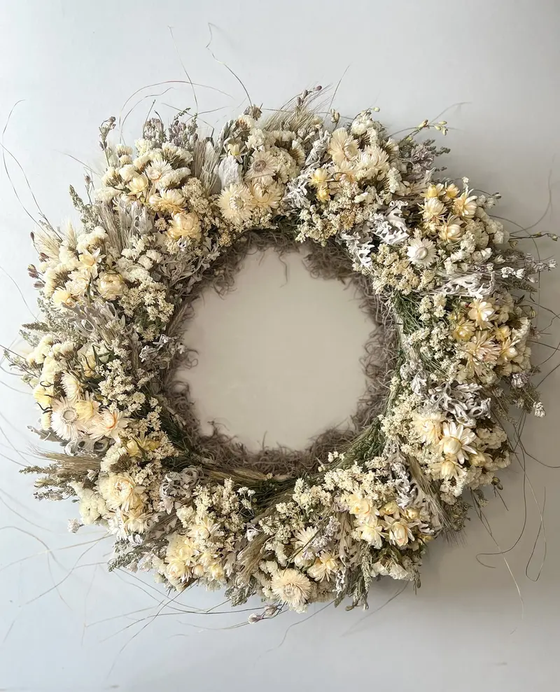 Snow White Dried Wreath – Elegant Neutral Botanical Decor 1