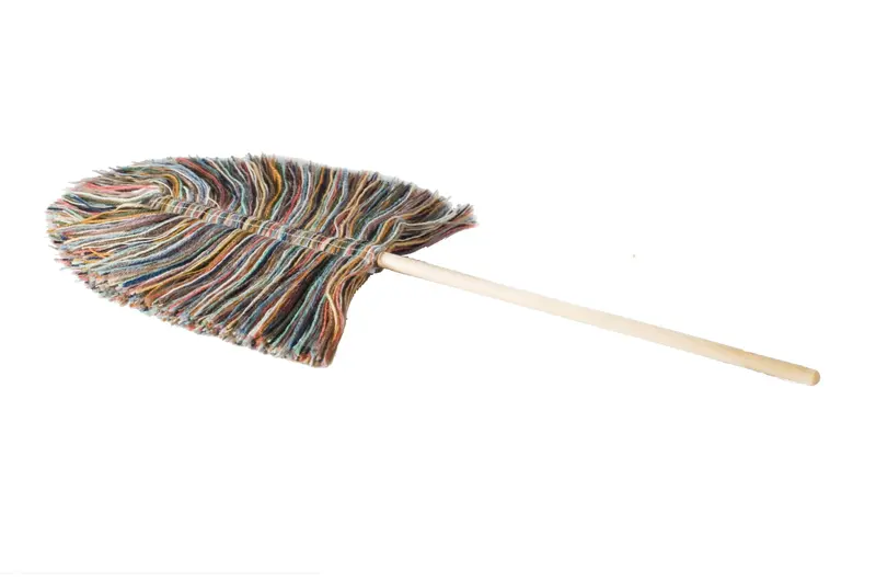 Wool Hand Duster – Ergonomic Manual Duster For Delicate Surfaces 1