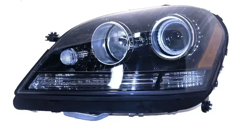 Hella Bi-Xenon Headlamp Assembly – Left-Hand Side, Fits 2006–2008 Models (H11036071) 1